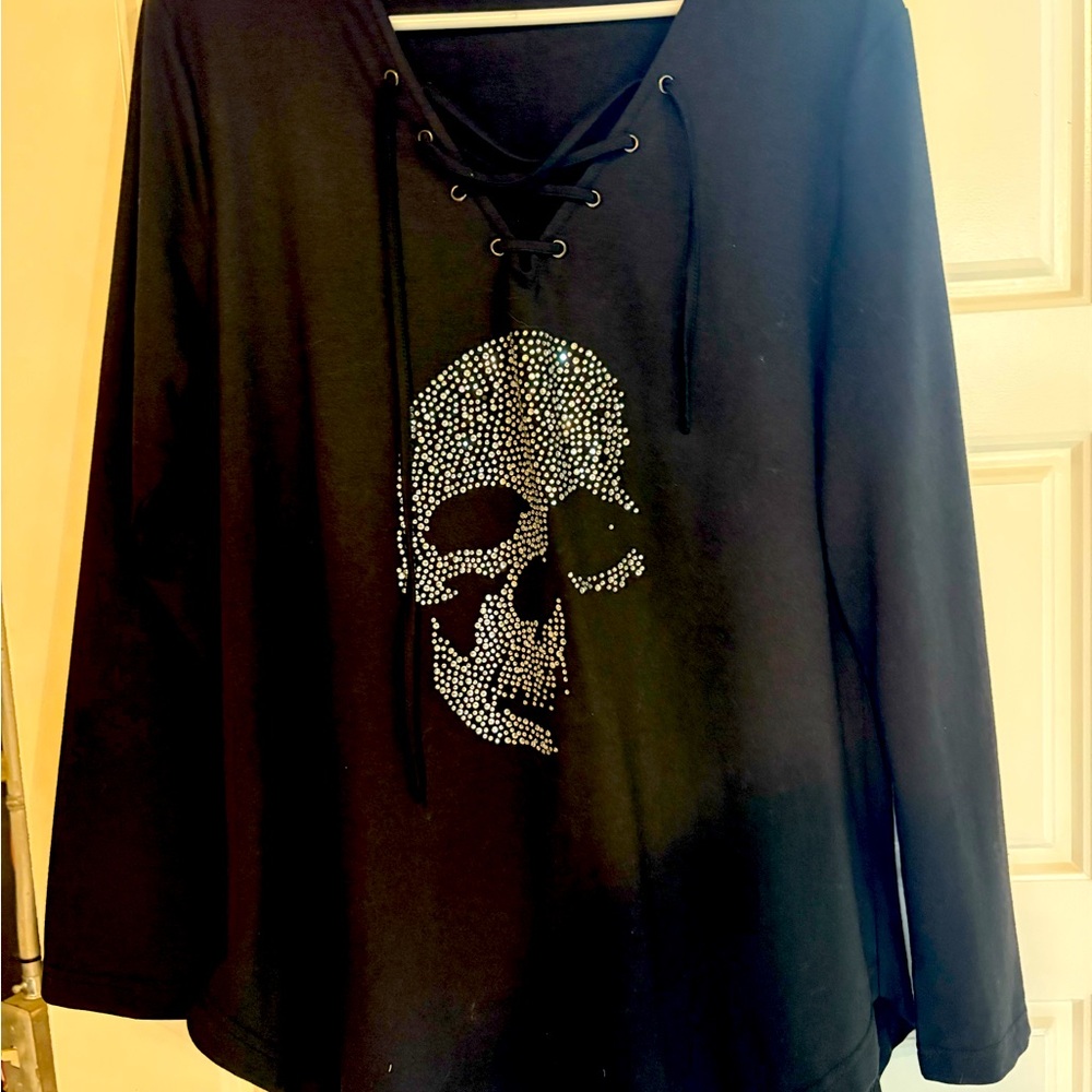 Women’s long sleeve lace up Rhinestone Skull Shirt 
W Ties